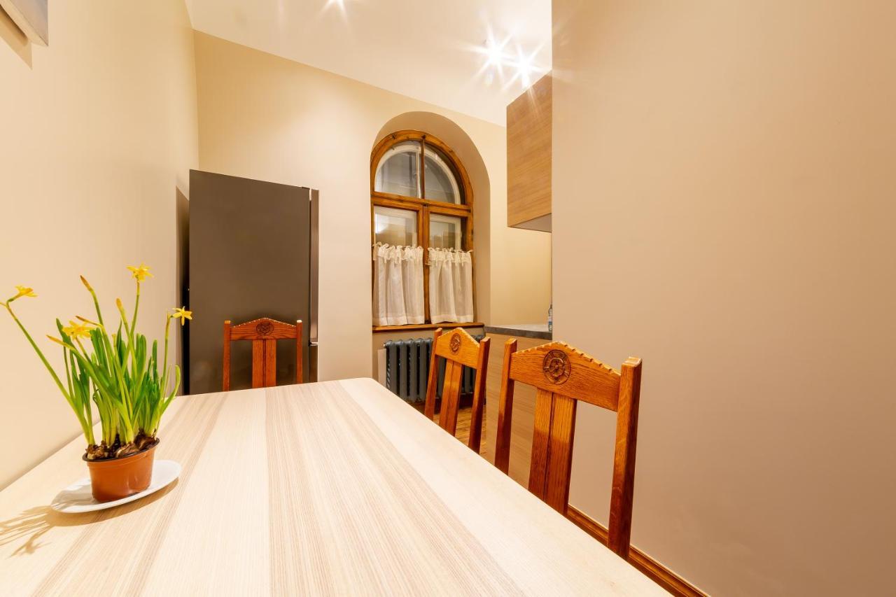 リガCozy Storie'S Ap, 47Sqm, Renovated 2020, Free Parkingアパートメント エクステリア 写真